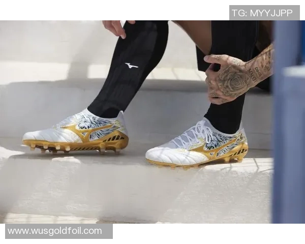 足球明星们的经典球鞋展示与风格解析让你领略不同的运动魅力 足球明星们的经典球鞋展示与风格解析让你领略不同的运动魅力