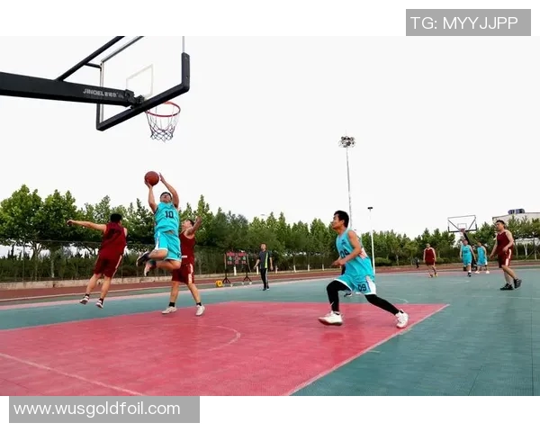 篮球明星携手拍摄精彩篮球视频展现运动魅力与个人风采